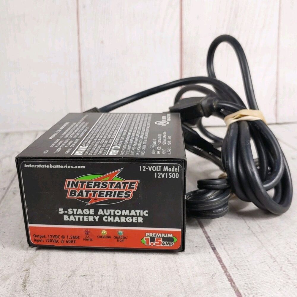 Interstate 12815-01 - 1.5 Amp 12v Battery Charger Maintainer 12V1500 - TESTED